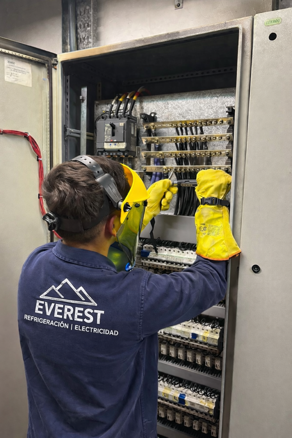 Instalación de circuitos eléctricos dedicados con protecciones